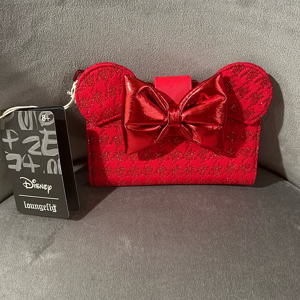 💕❣️Loungefly Disney Minnie Cute red wallet with ears❣️❤️‍🔥